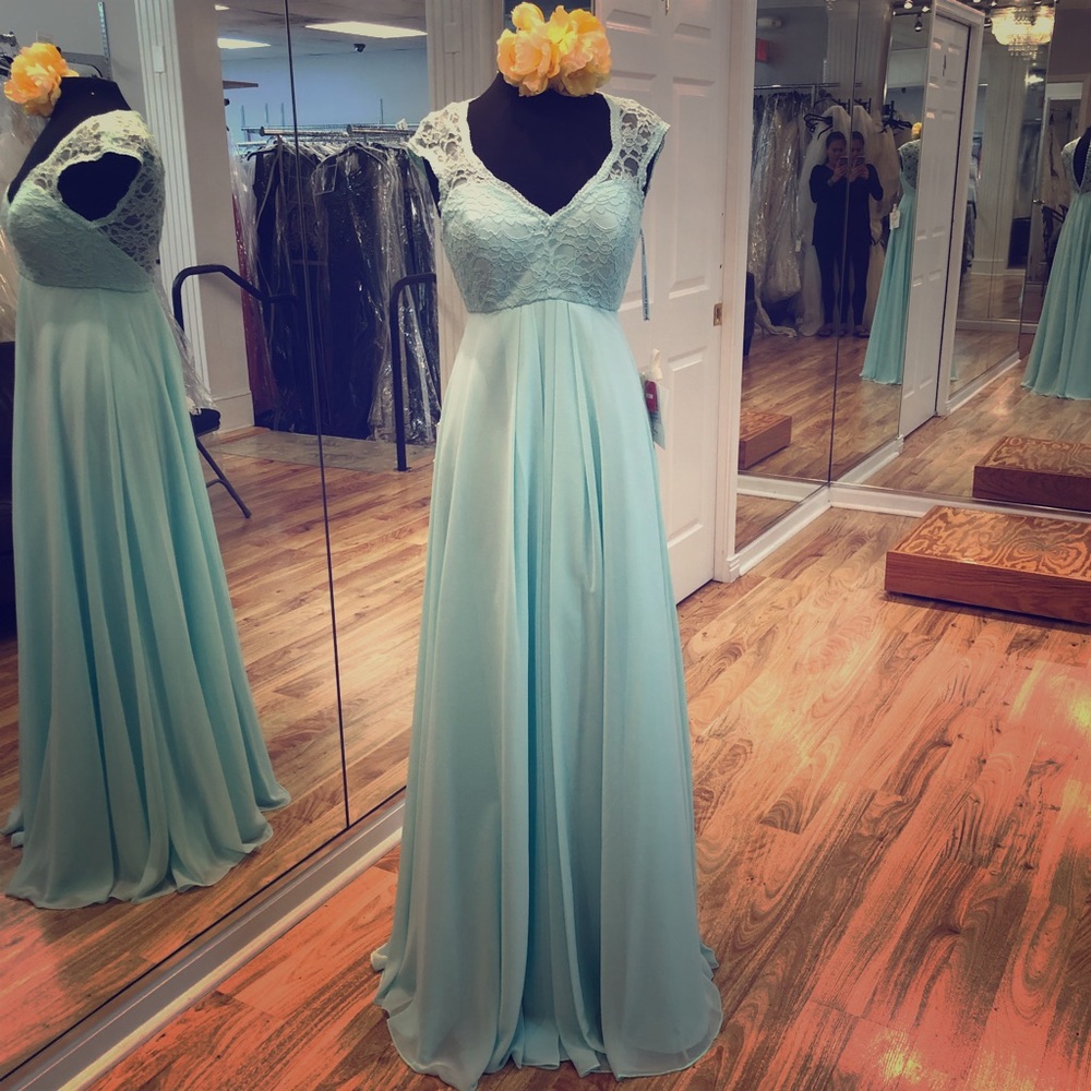 Mori Lee style 693 mint green